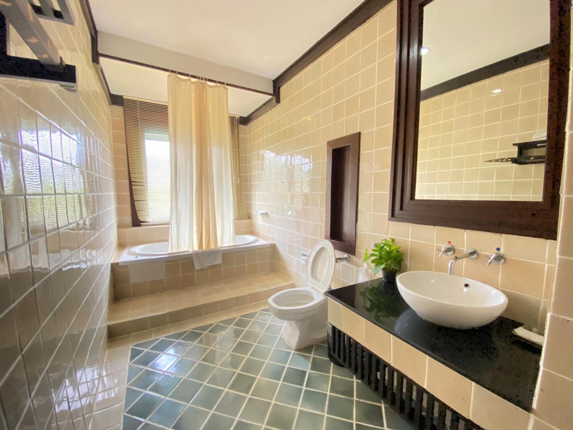 Gassan Khuntan Golf & Resort Mae Tha  Zewnętrze zdjęcie